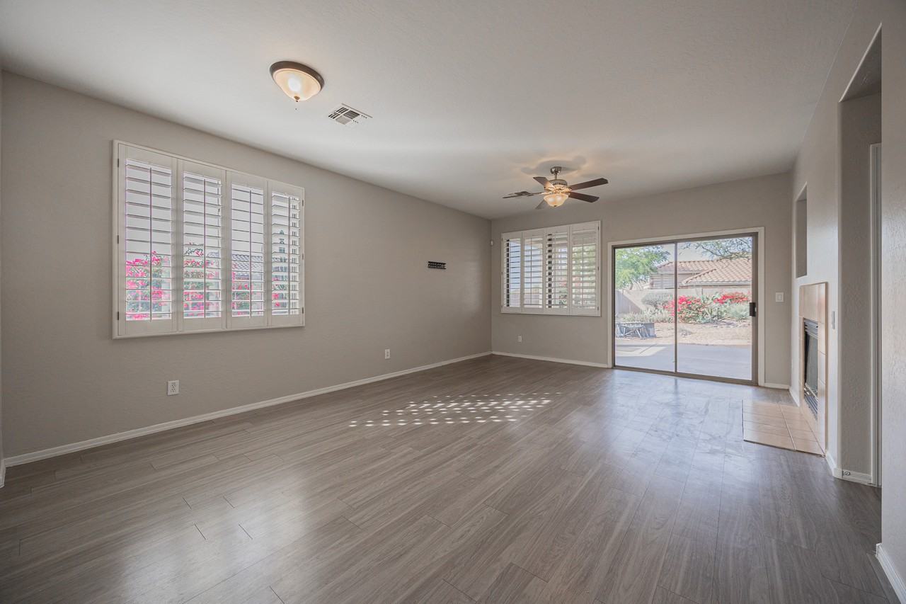 2414 W Lewis And Clark Trl - Photo 4 of 29