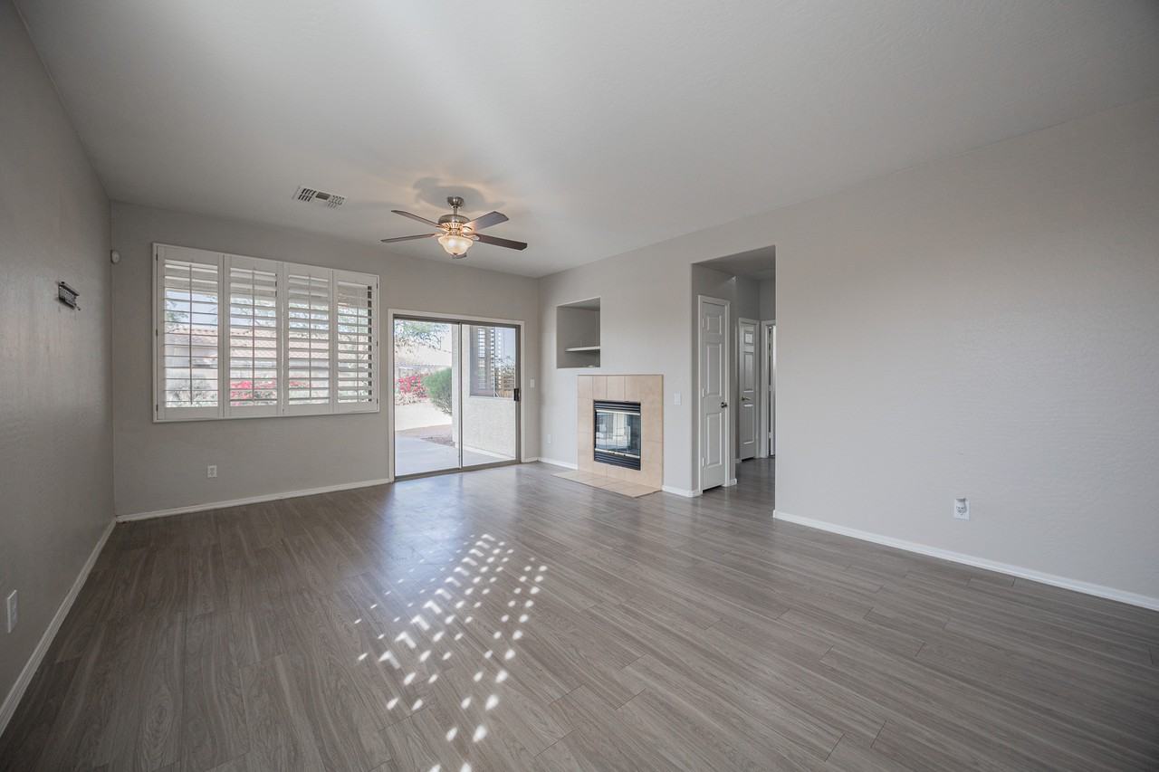 2414 W Lewis And Clark Trl - Photo 5 of 29