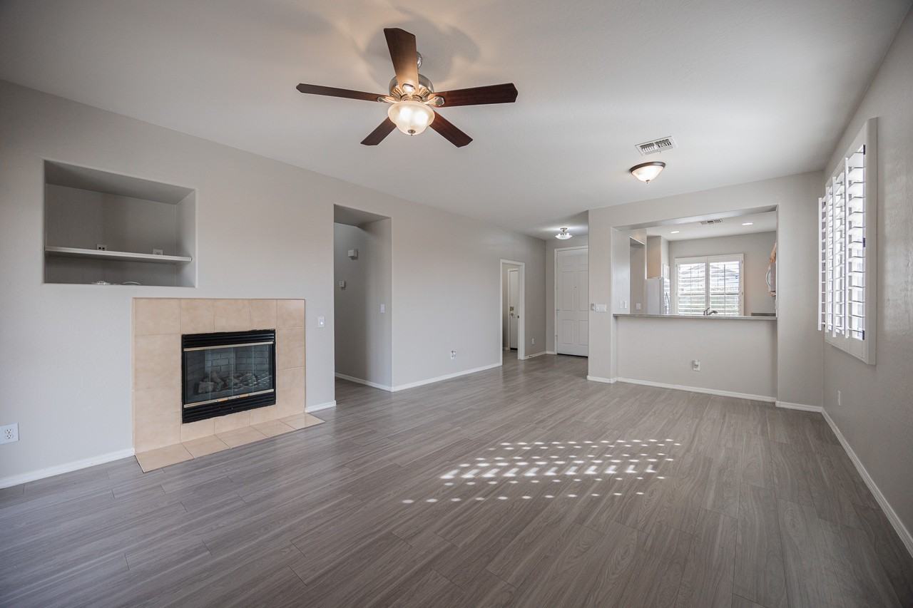 2414 W Lewis And Clark Trl - Photo 6 of 29