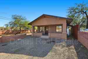 featured image of 468 E Delano St