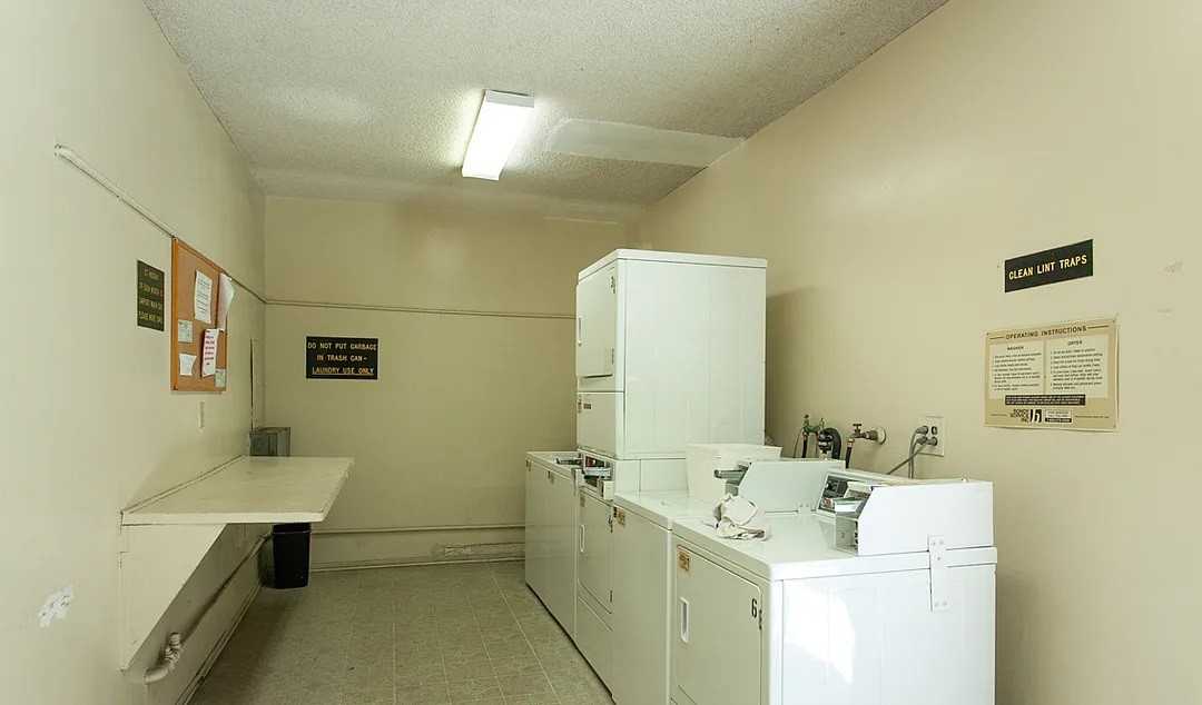 5354 Lindley Ave - Photo 2 of 9