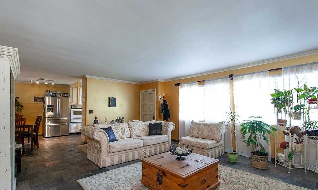 5354 Lindley Ave - Photo 7 of 9