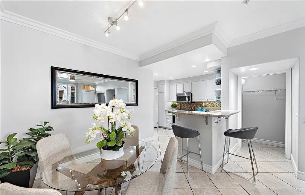 2404 Ladrillo Aisle - Photo 4 of 10