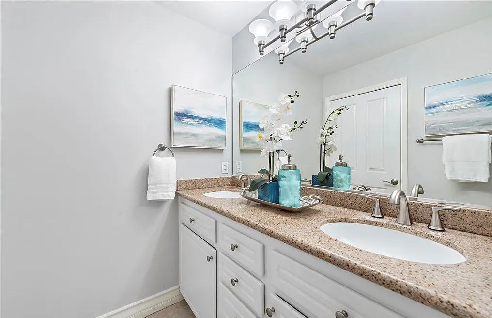 2404 Ladrillo Aisle - Photo 7 of 10