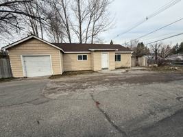 featured image of 363 Phelps Ave