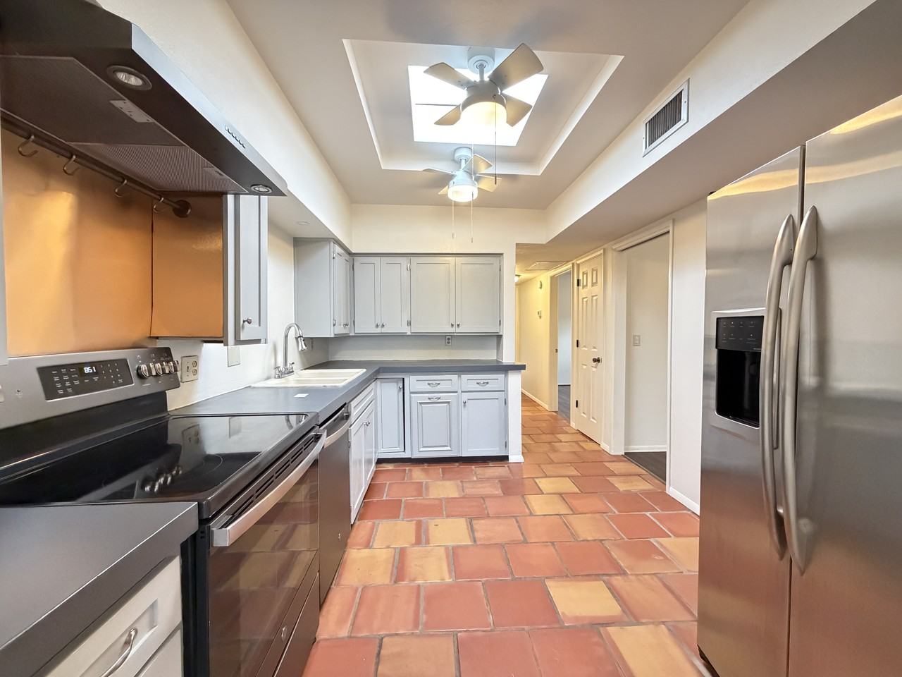 5213 N Tigua Dr - Photo 6 of 18