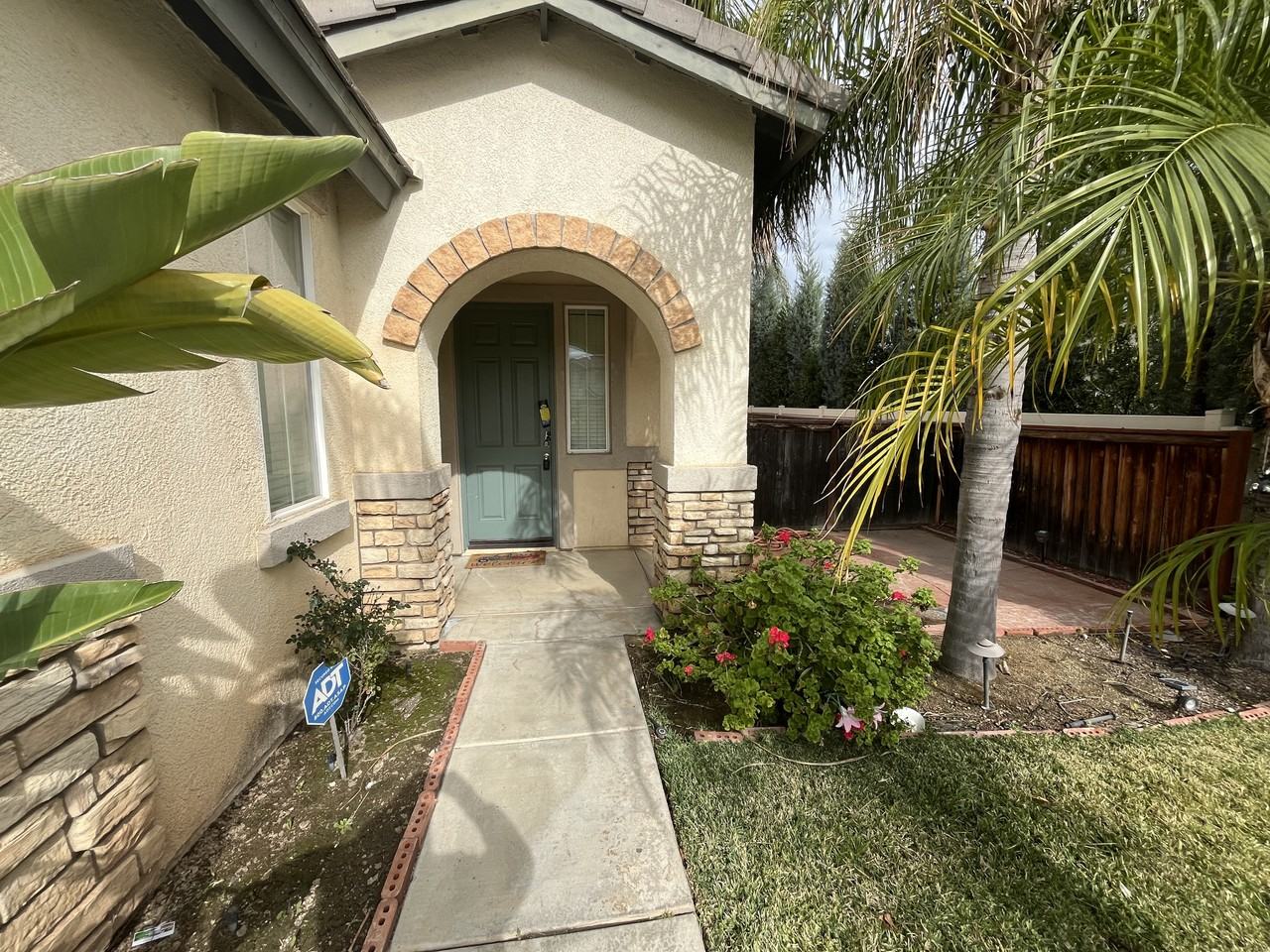 27534 Autumn Cir - Photo 3 of 27