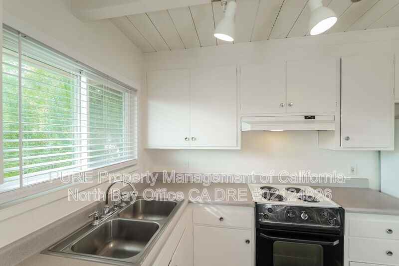 3695 Sonoma Ave #8 - Photo 5 of 19