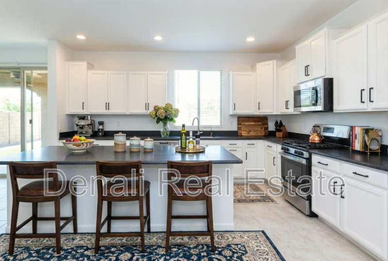 13710 N 174th Ln - Photo 5 of 21