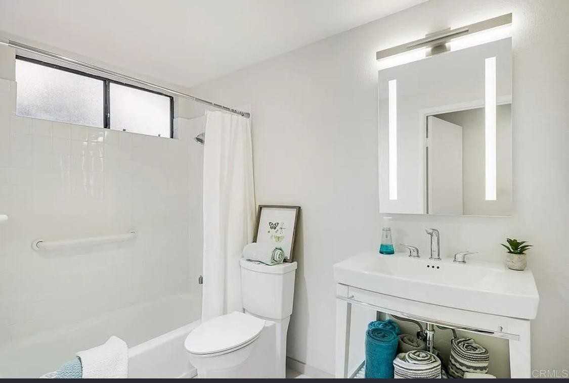 8370 Via Sonoma - Photo 2 of 13