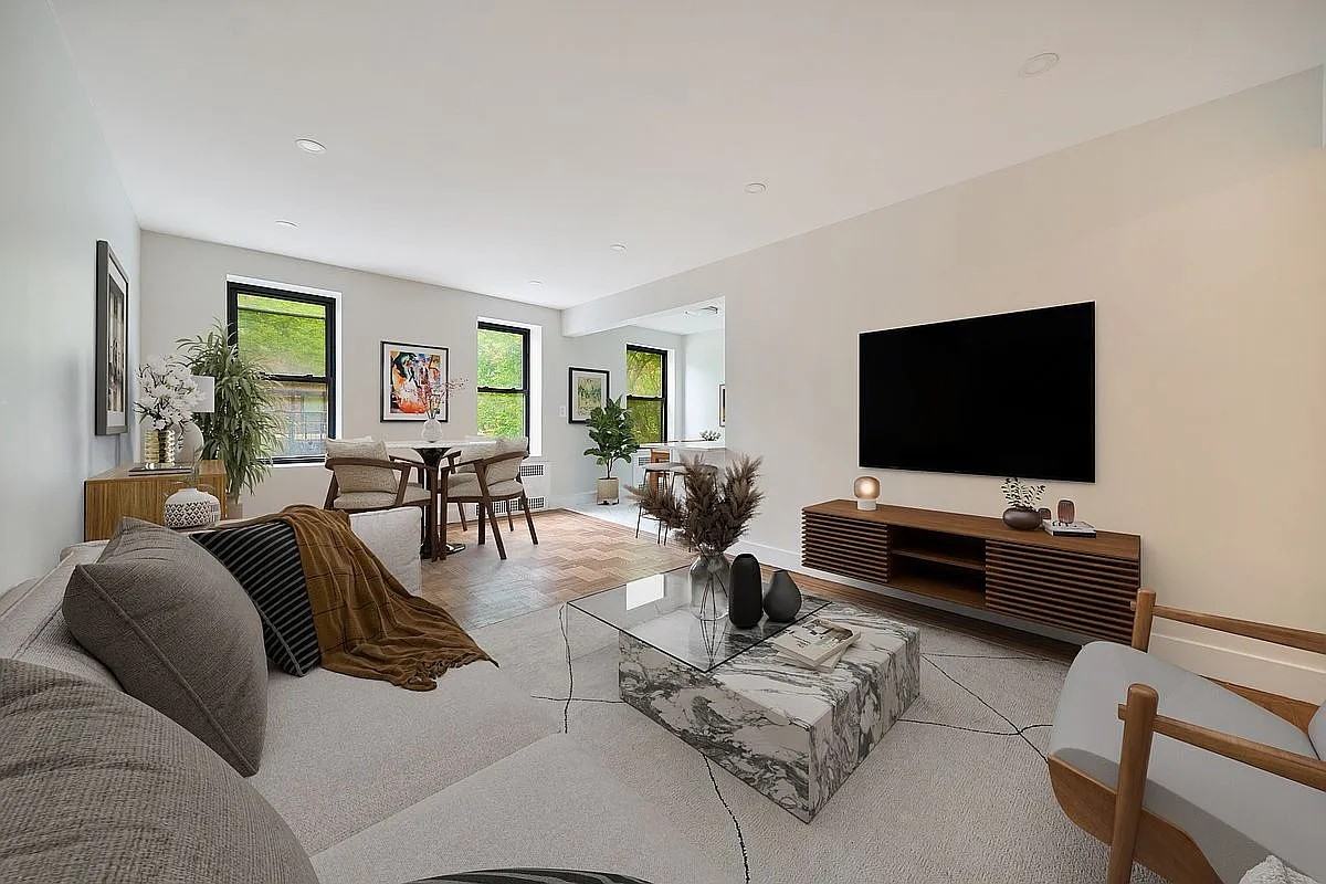 4112 41St St - Photo 3 of 16