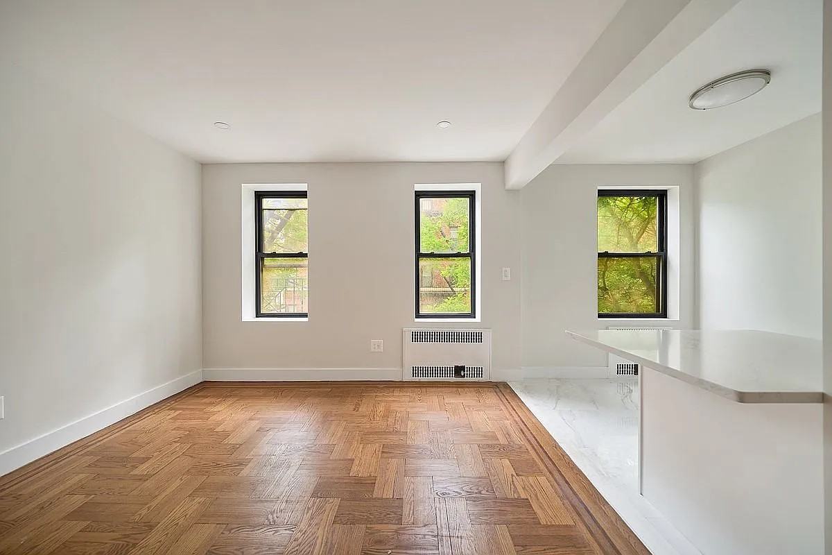 4112 41St St - Photo 6 of 16