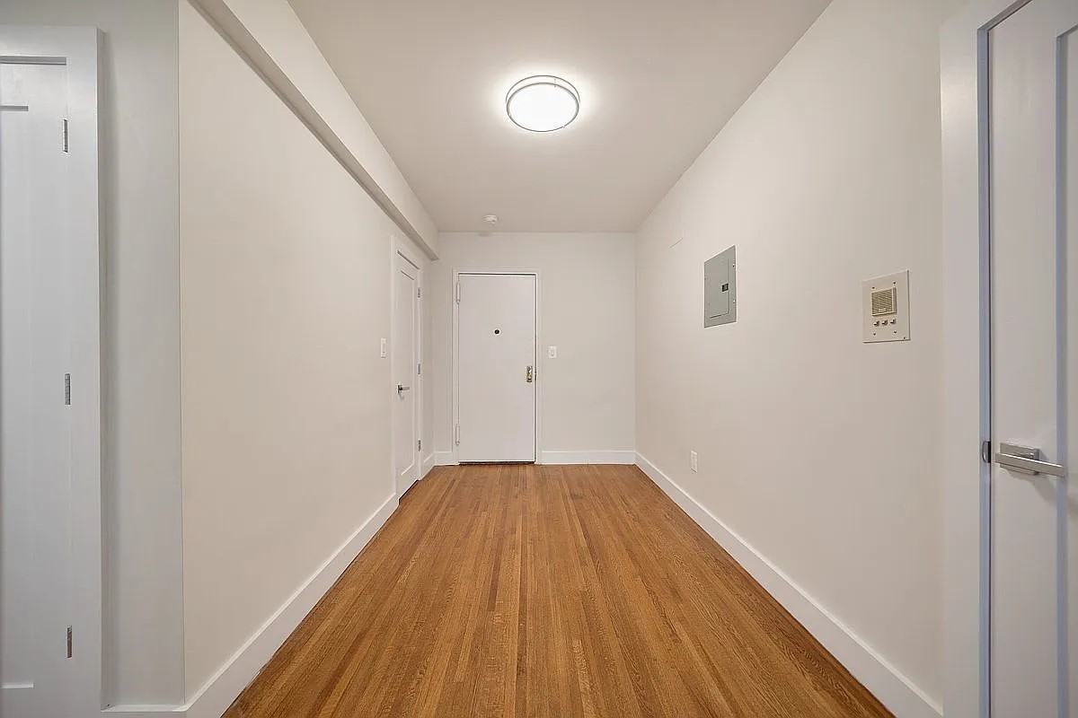 4112 41St St - Photo 7 of 16