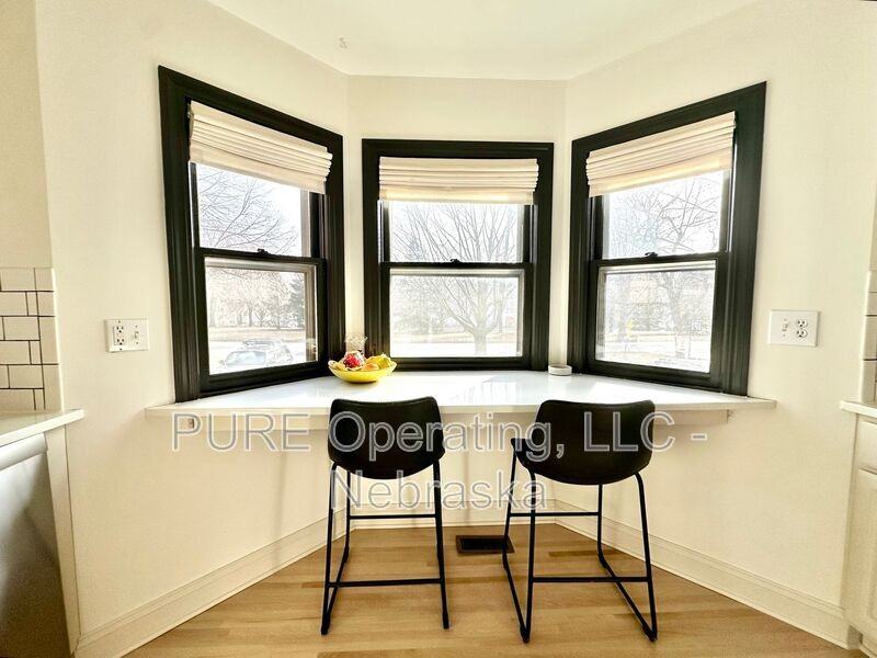 4928 N Happy Hollow Blvd - Photo 7 of 48