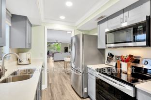 1001 Pearce Dr - Photo 1 of 1