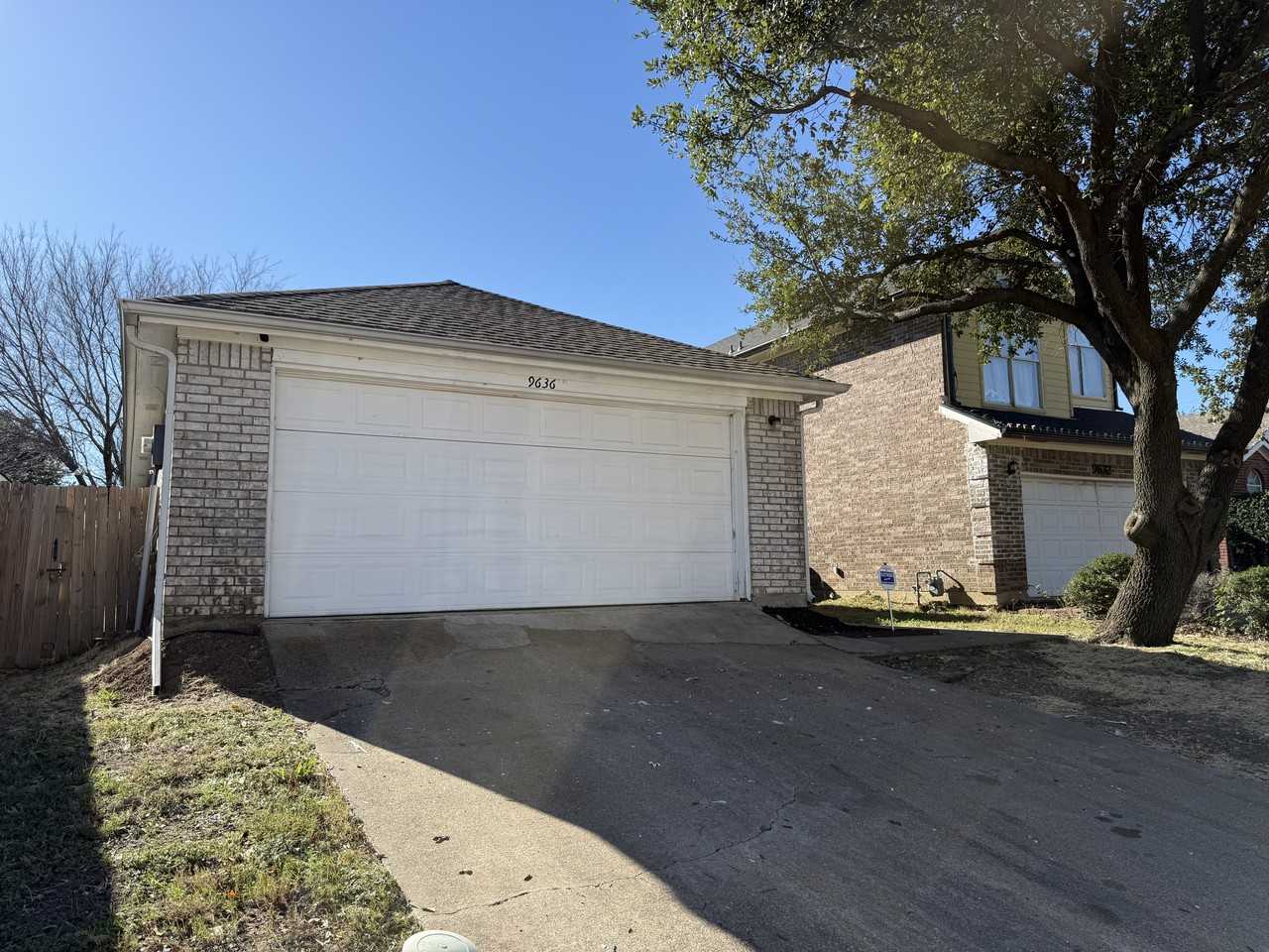 9636 Stonewood Dr - Photo 2 of 22