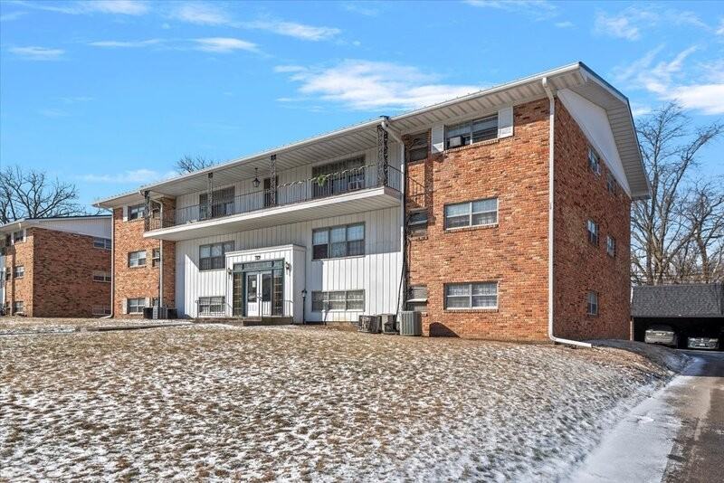 103 S Elder Ln - Photo 7 of 9