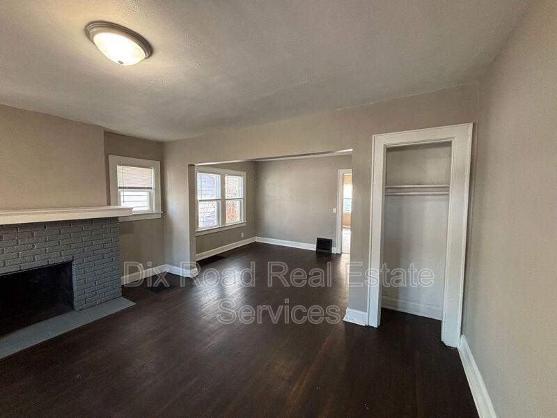 525 Harrison Ave - Photo 6 of 18