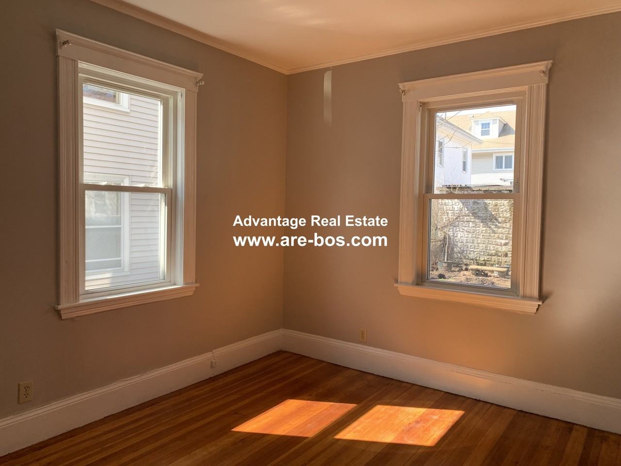 60 Prentiss St #1 - Photo 6 of 31