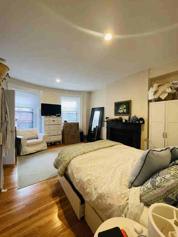 105 Pinckney St #4 - Photo 6 of 17