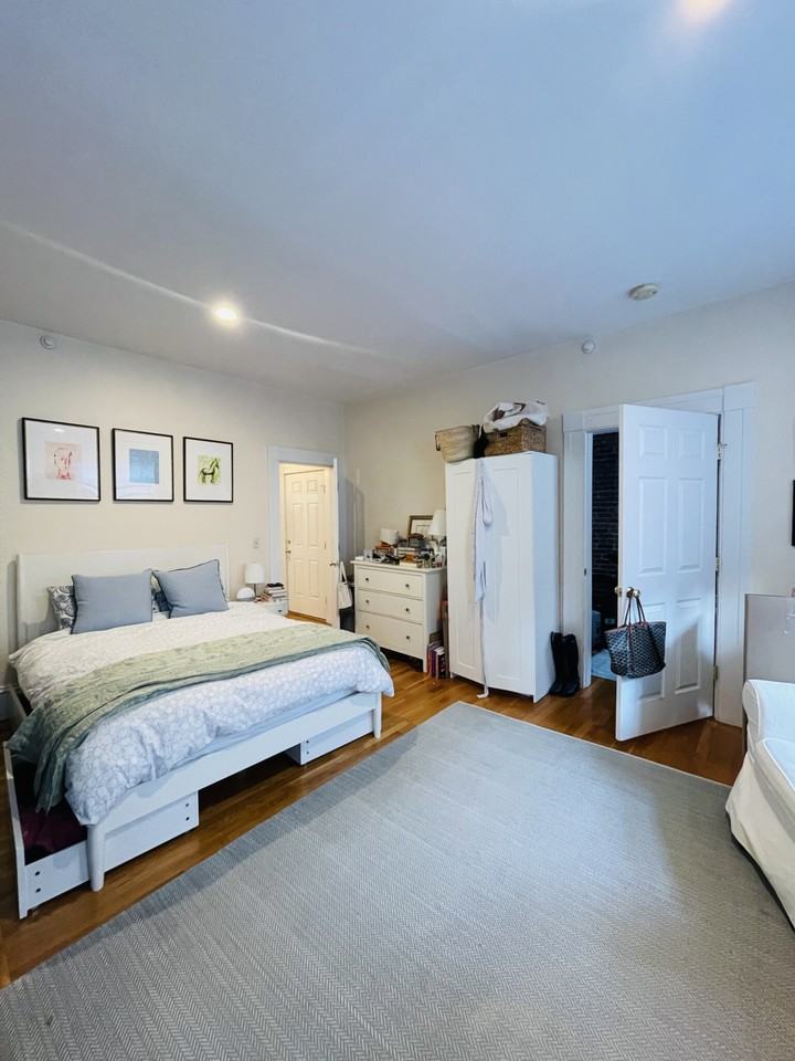 105 Pinckney St #4 - Photo 7 of 17