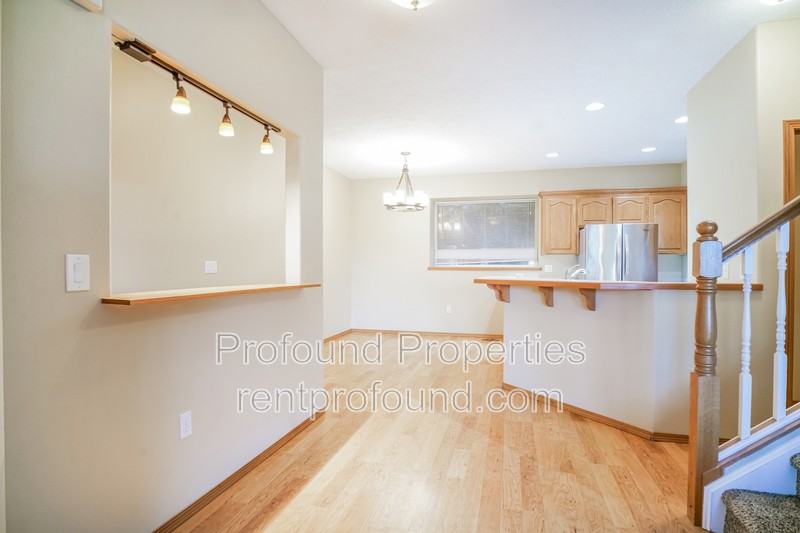 2623 Ne Rocky Butte Rd - Photo 7 of 34