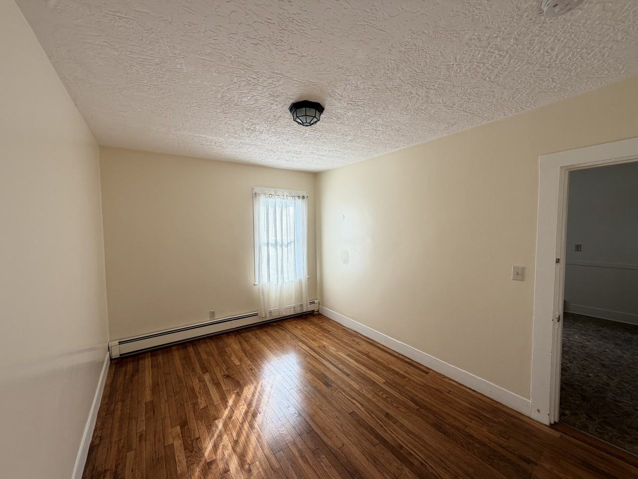 16 Franklin Pl #1R - Photo 7 of 9