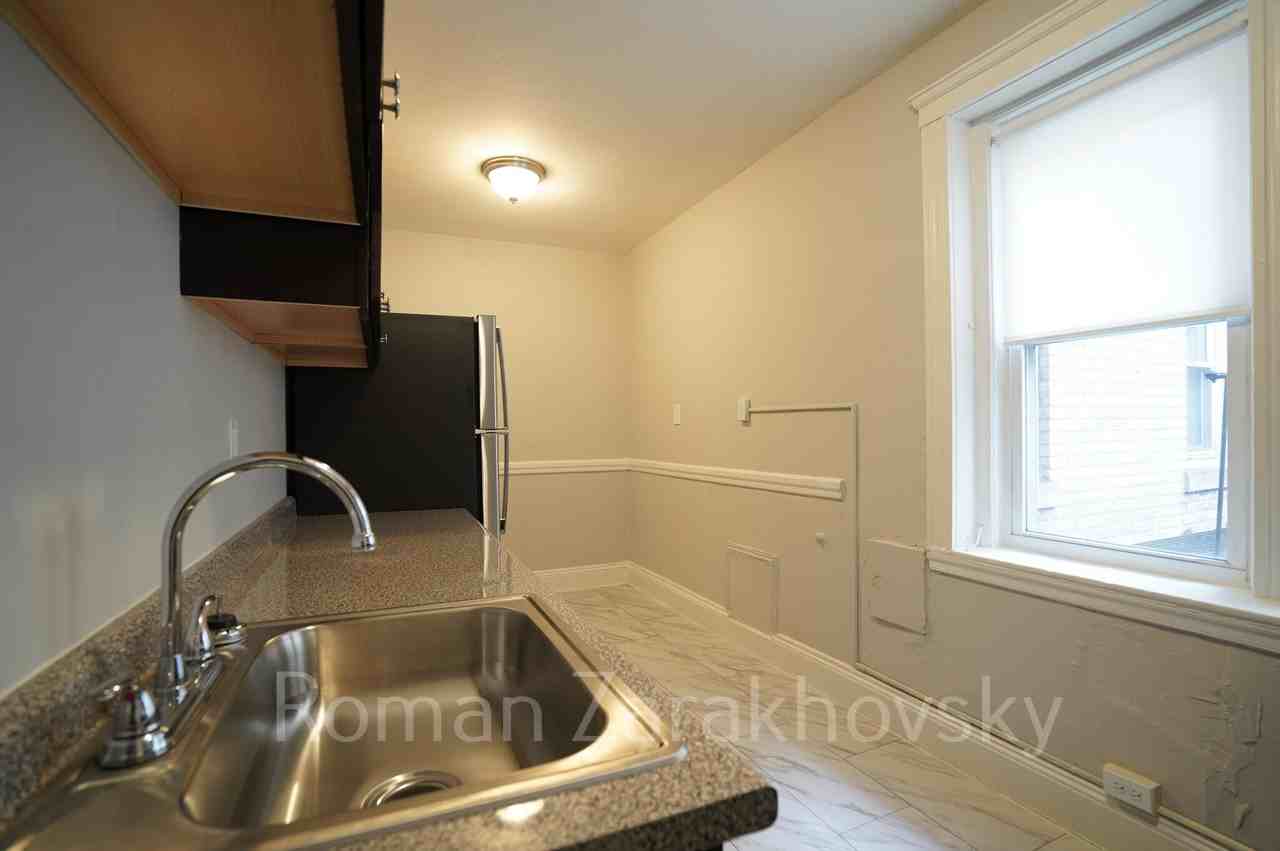 47 Linden St #8A - Photo 2 of 12