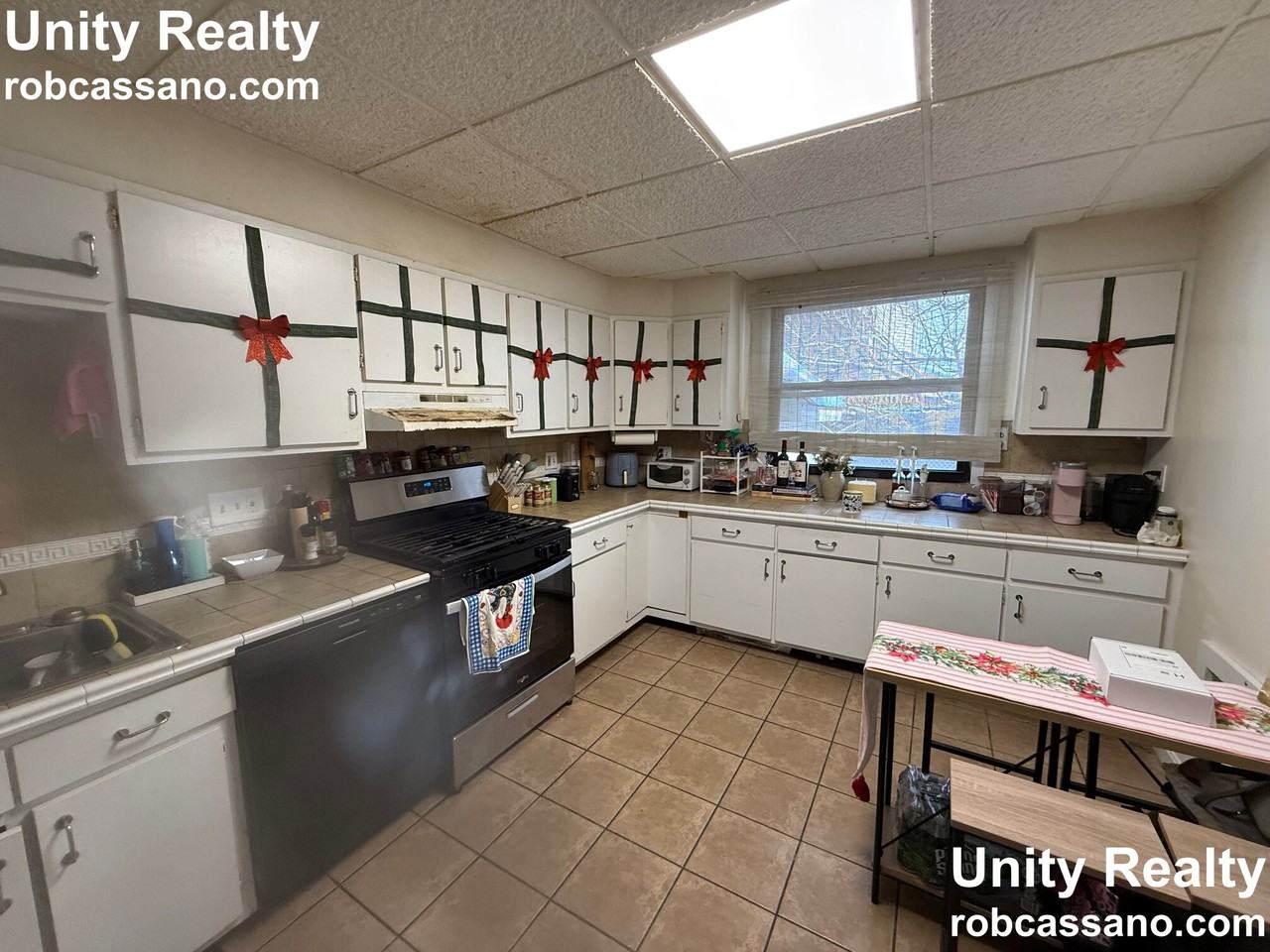 Wesley St - Photo 4 of 11