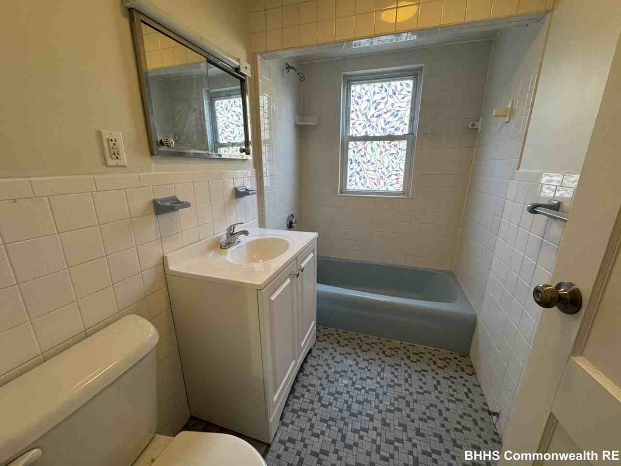 123 Hammond Rd - Photo 4 of 16