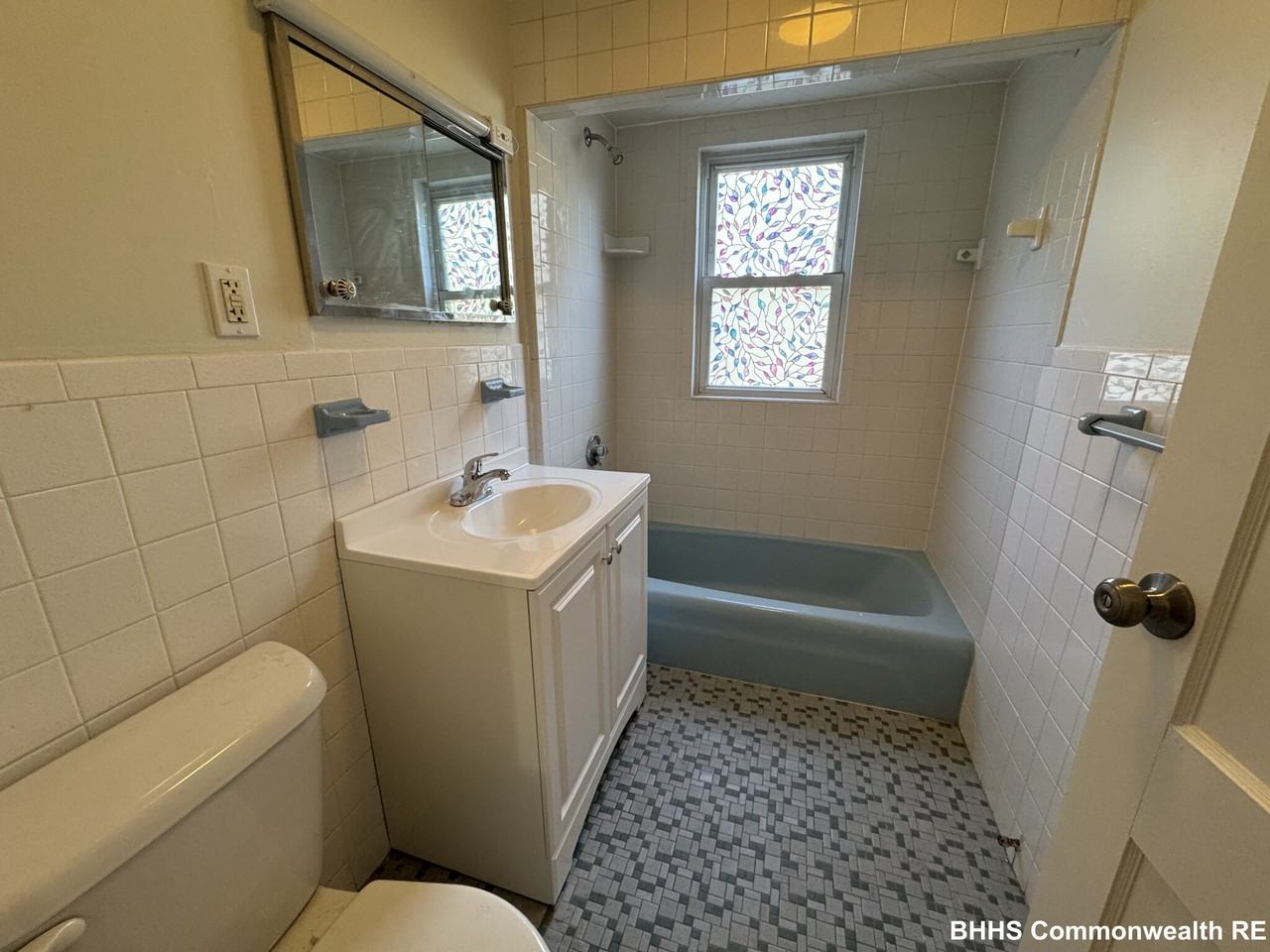 123 Hammond Rd - Photo 5 of 16