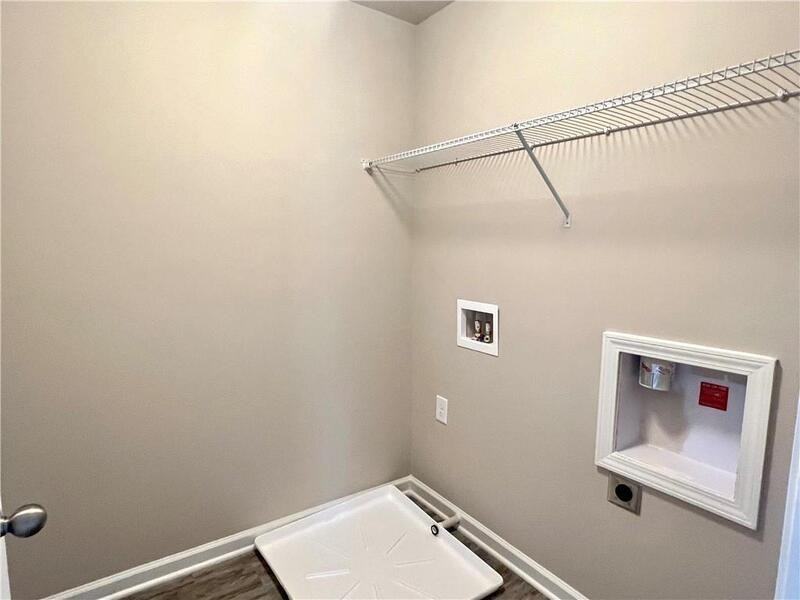 110 Auburn Crossing Way - Photo 5 of 15