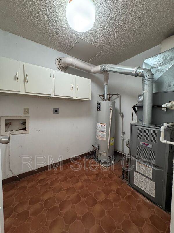 118 Scotland Rd #C - Photo 7 of 22