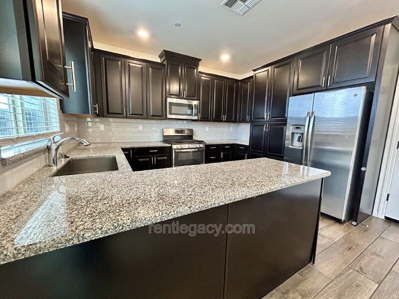 3879 Ivan Way - Photo 7 of 26