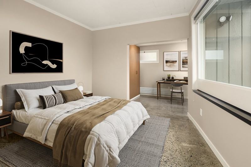 2560 Dexter Ave N - Photo 3 of 33