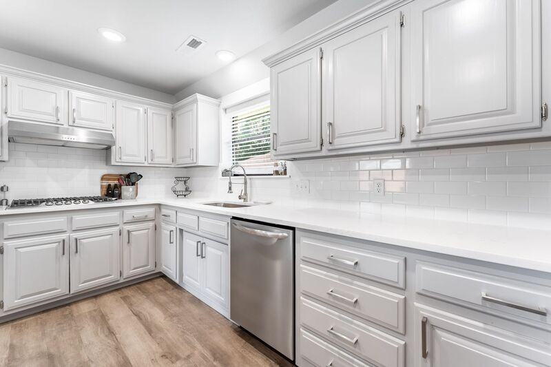 1906 Se Taylor St - Photo 6 of 23