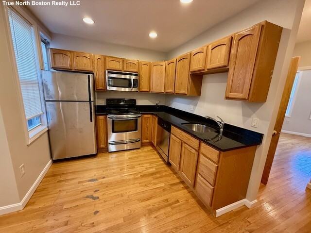 13 Snow Hill St #3 - Photo 3 of 18