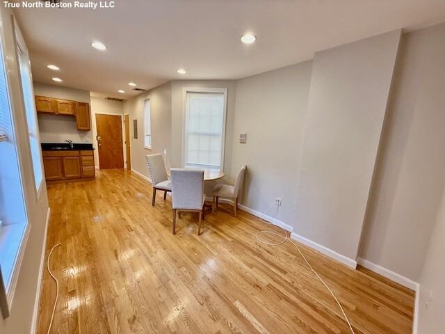 13 Snow Hill St #3 - Photo 5 of 18