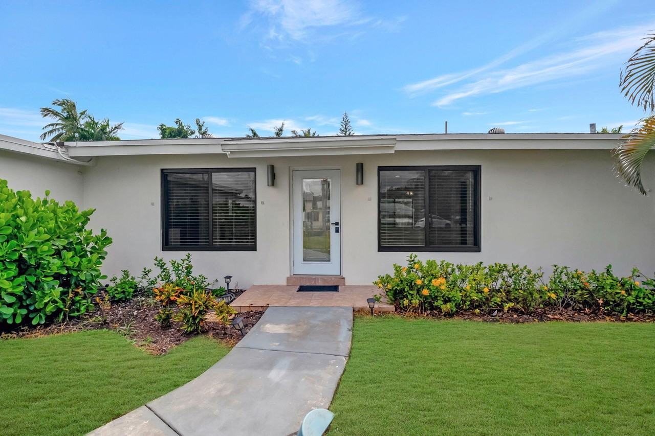 3550 Ne 4th Ave - Photo 2 of 26