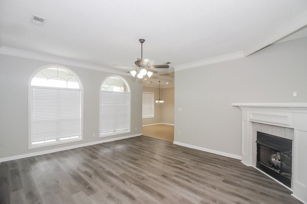 7201 Arcastle Loop W - Photo 3 of 16