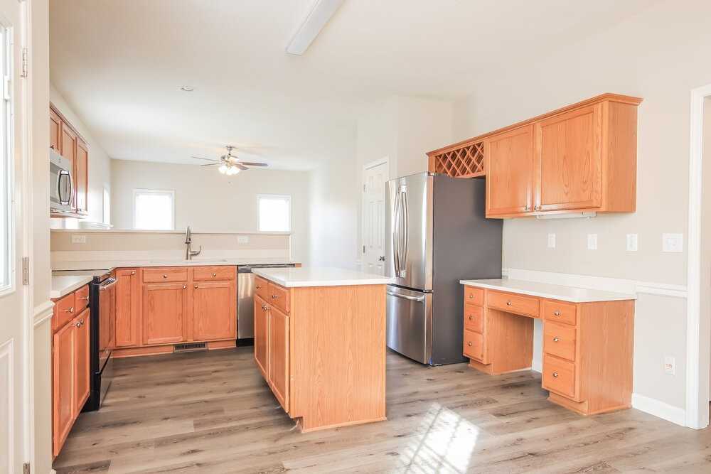 5820 Waterford Landing Ct - Photo 7 of 17