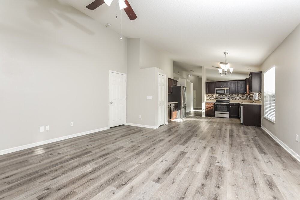 4654 Park Eden Cir - Photo 6 of 16