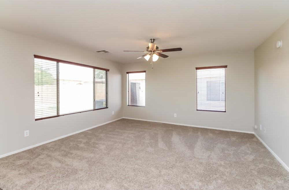 1924 W Gold Mine Way - Photo 3 of 16