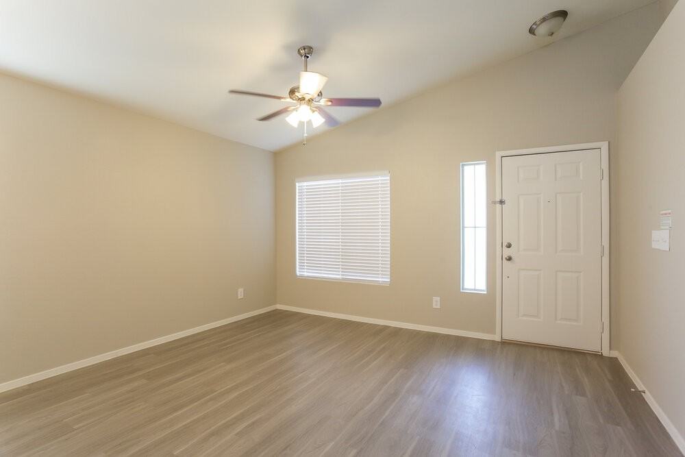 3105 Macaroon Way - Photo 3 of 15