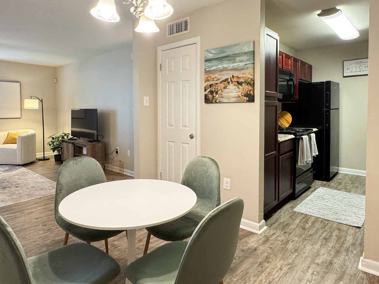 Bridgeway Apartments I - Photo 4 of 19