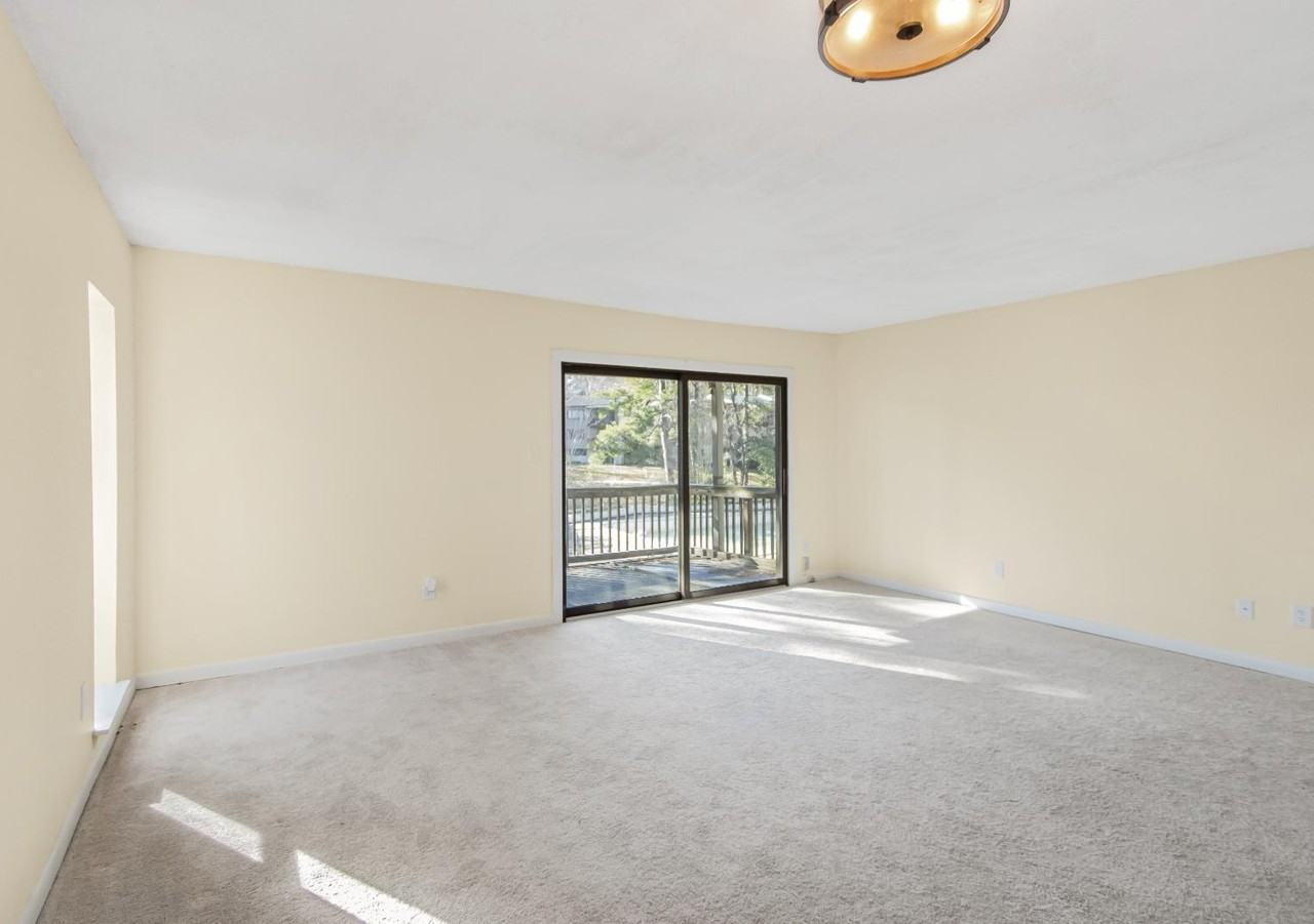 612 Pine Ridge Pl - Photo 3 of 11