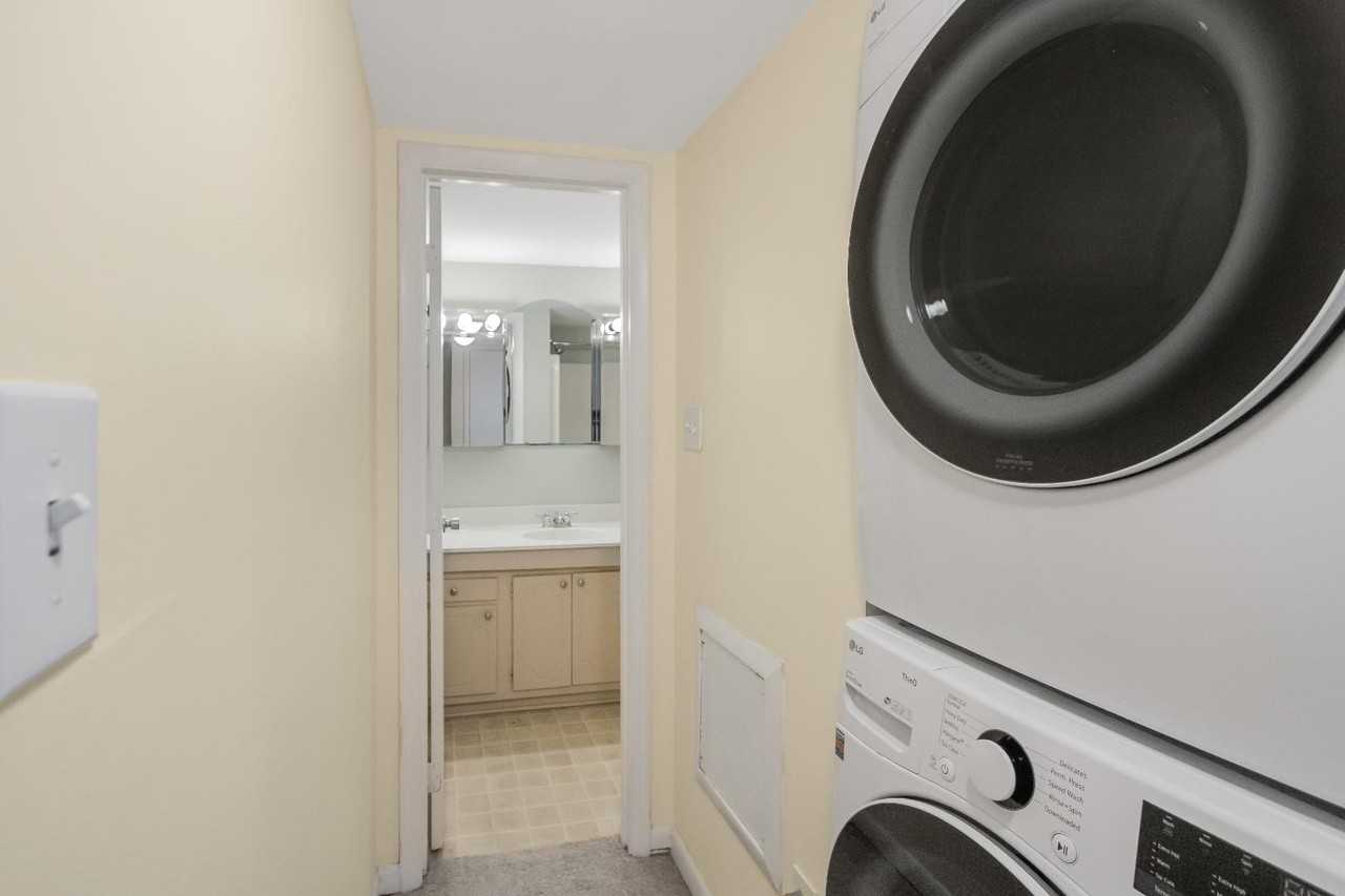 612 Pine Ridge Pl - Photo 5 of 11