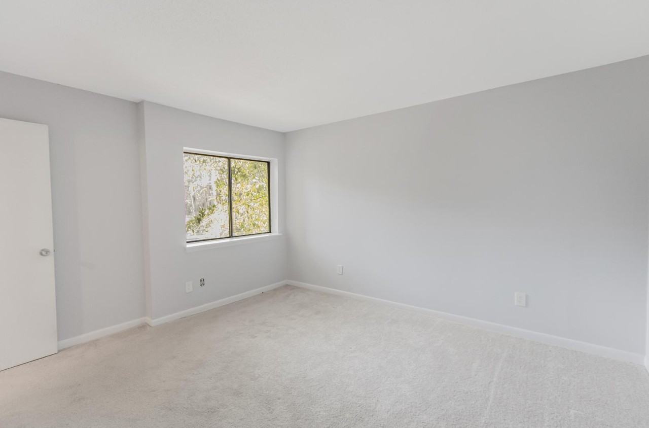 612 Pine Ridge Pl - Photo 7 of 11