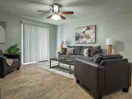 featured image of 10390 Jefferson Hwy