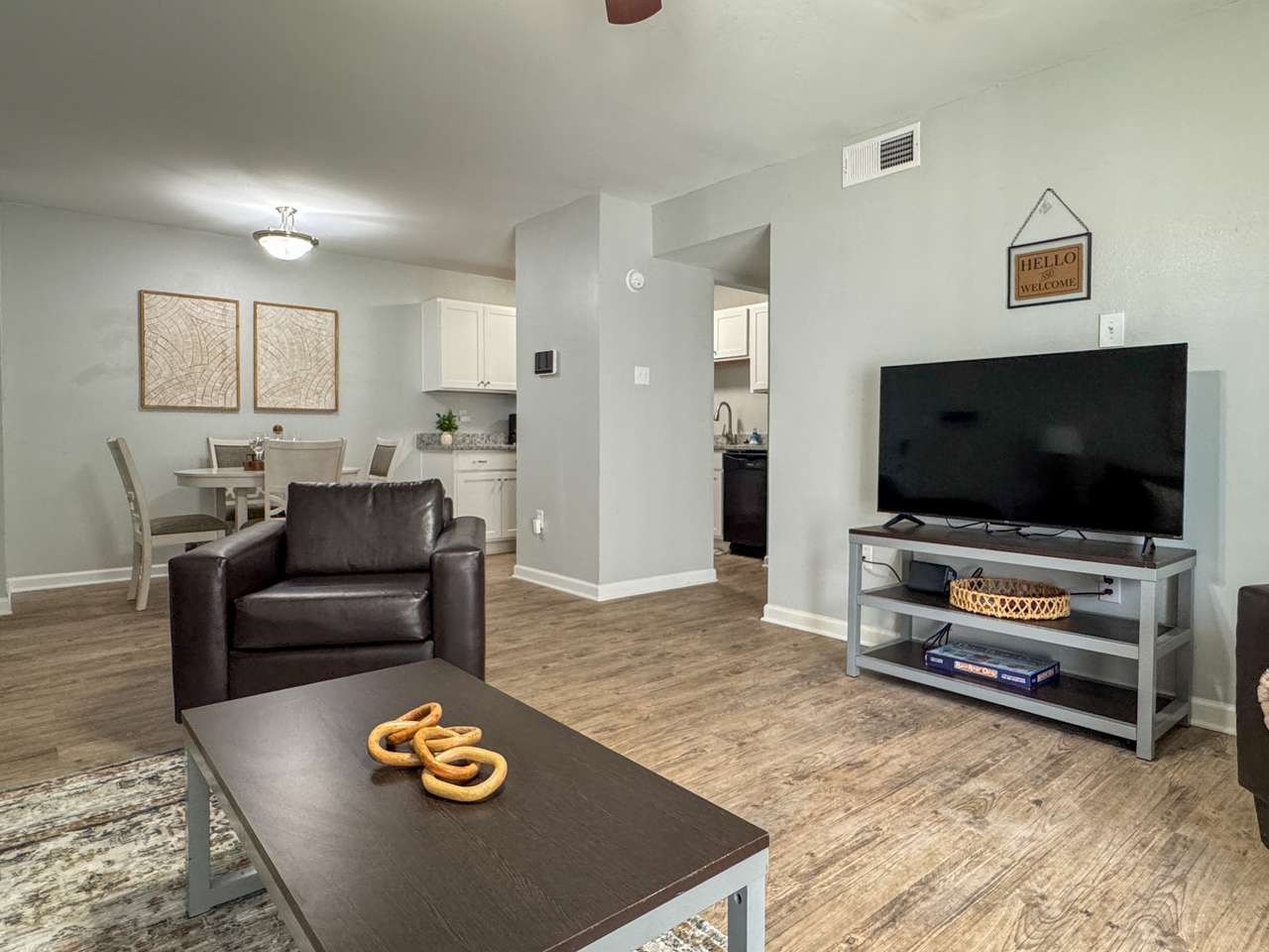 Jefferson Arms - Photo 2 of 48